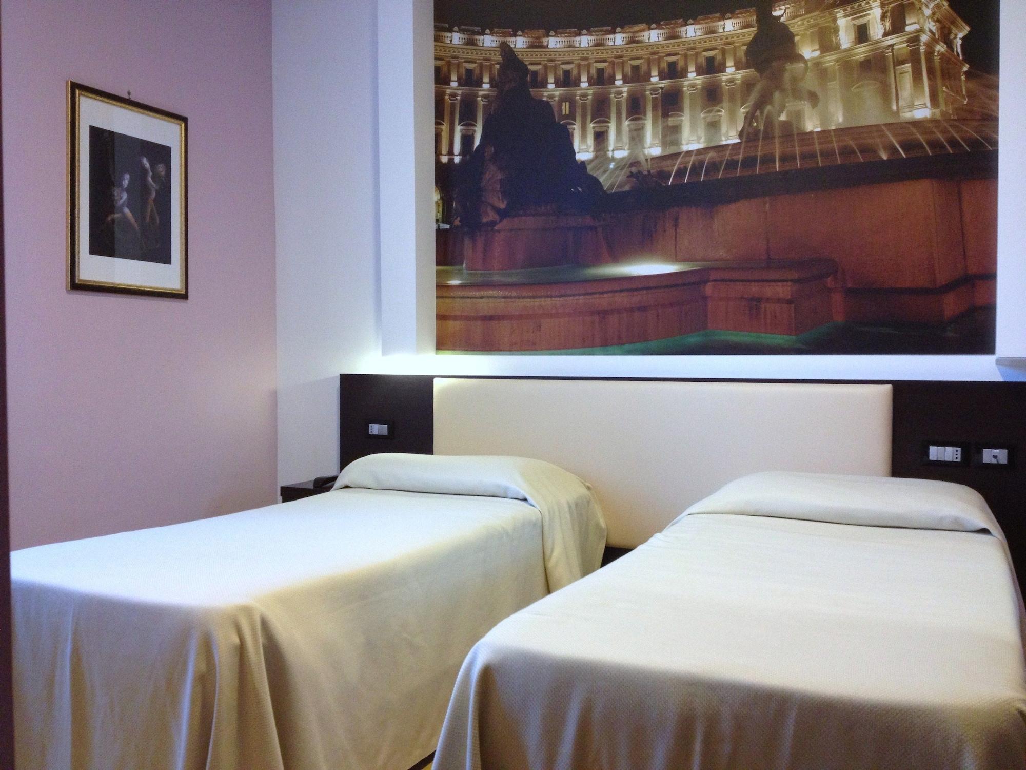 Hotel Star Монтеротондо Экстерьер фото