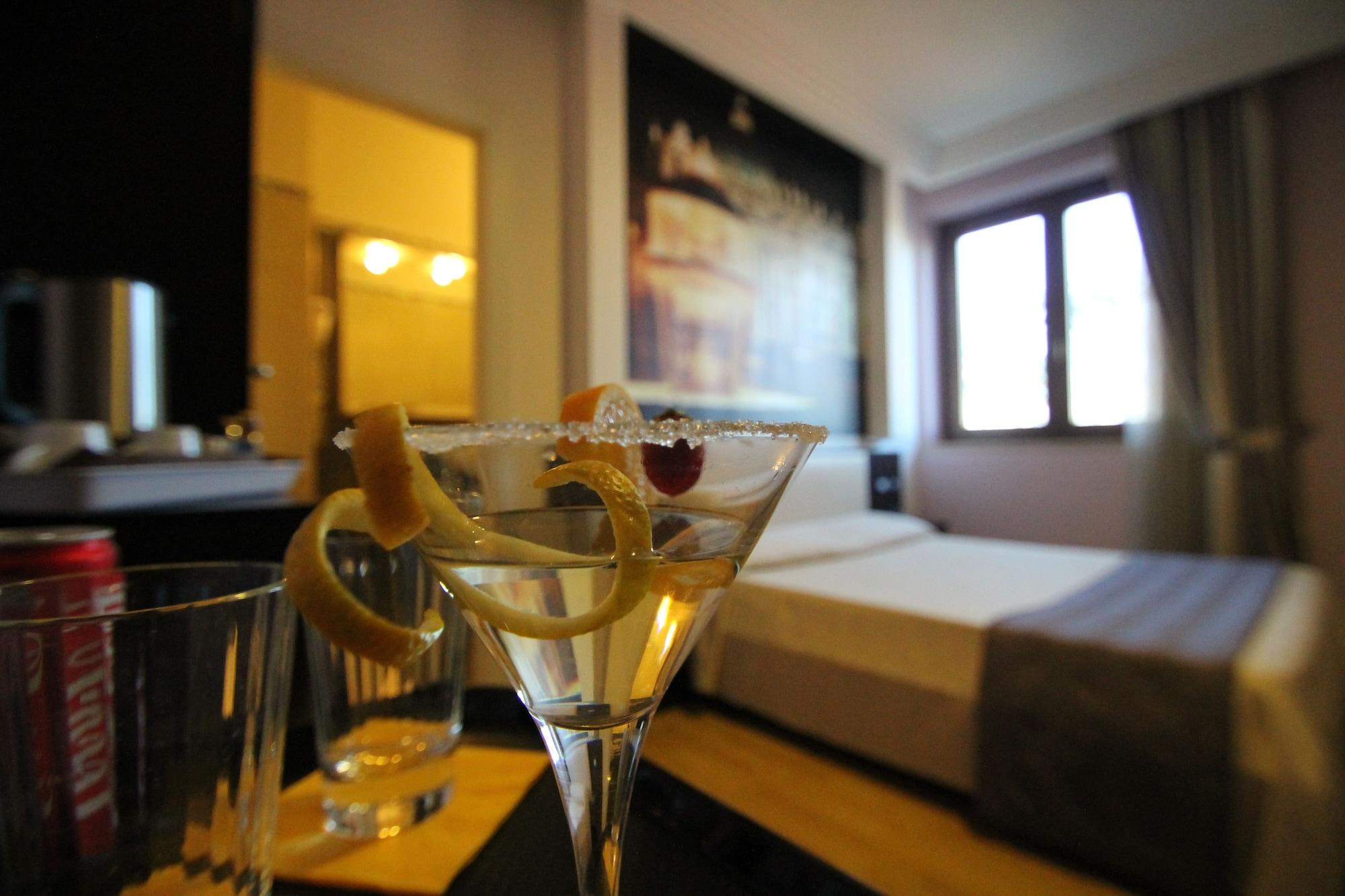 Hotel Star Монтеротондо Экстерьер фото